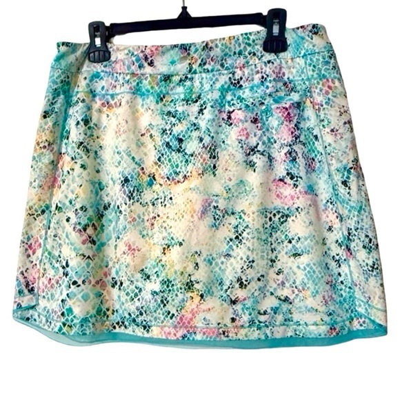 EPNY Dresses & Skirts - Golf skort Multi Color Mesh Hem 
Sz M Elastic waist Pockets